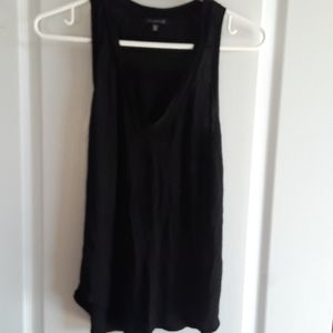 💕CUTE 💕Dynamite XS Black Tee